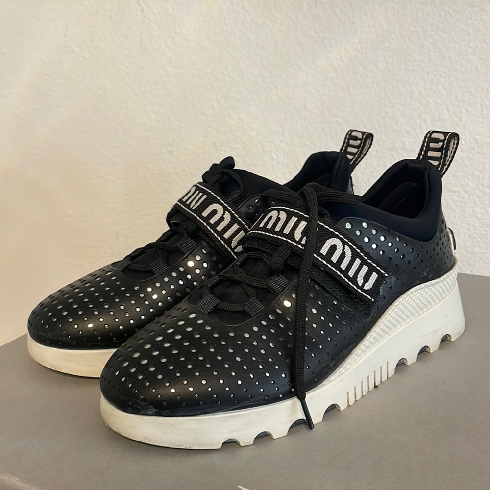 MIU MIU SNEAKERS